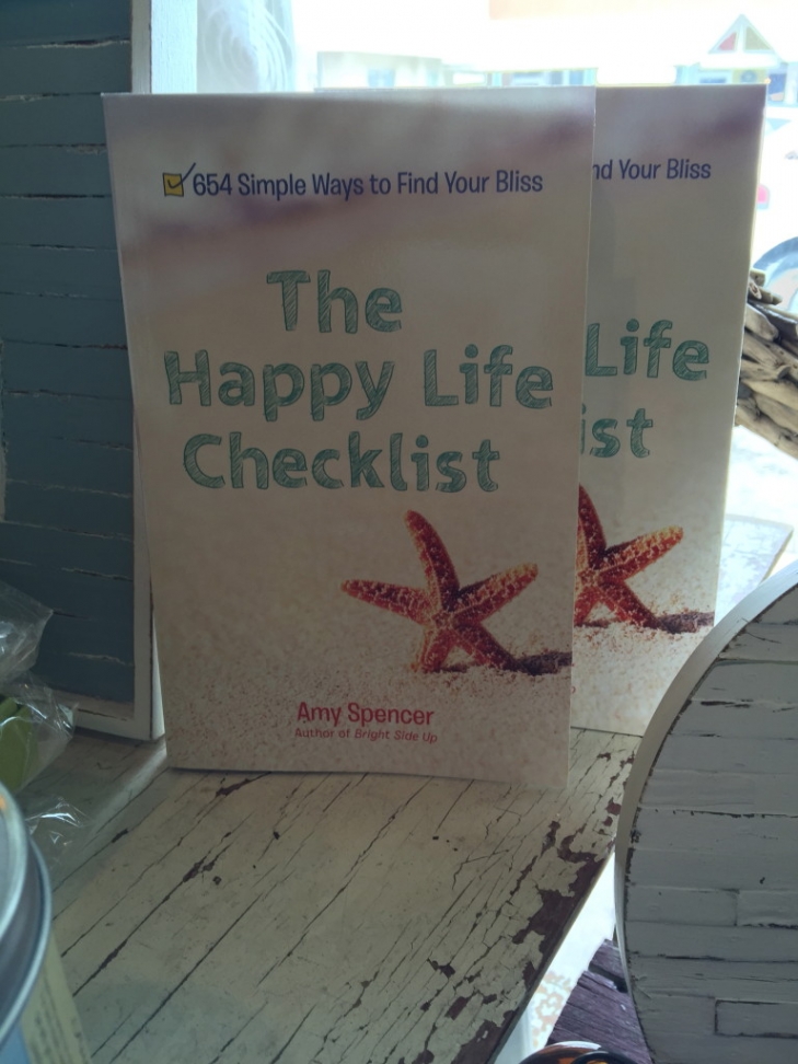 Friday-Wellness-Tip:-Read-Uplifting-Happy-Life-Checklist.jpeg