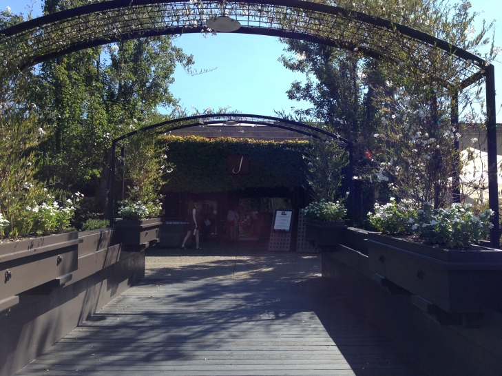 J-Vineyards-Offers-Bridge.jpeg