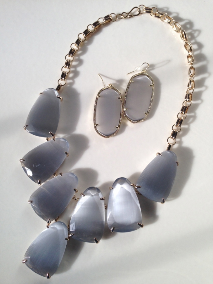 Spanista-Gift-Collection-#1-Chic-Stylish-Holiday-Nights.jpeg