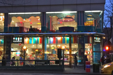 Dylan's-Candy-Bar-Spanista's-New-York-City-Playful-Indulgence-1.jpeg