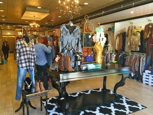 Amelia's-Boutique-New-Zona-Rosa-2.jpeg